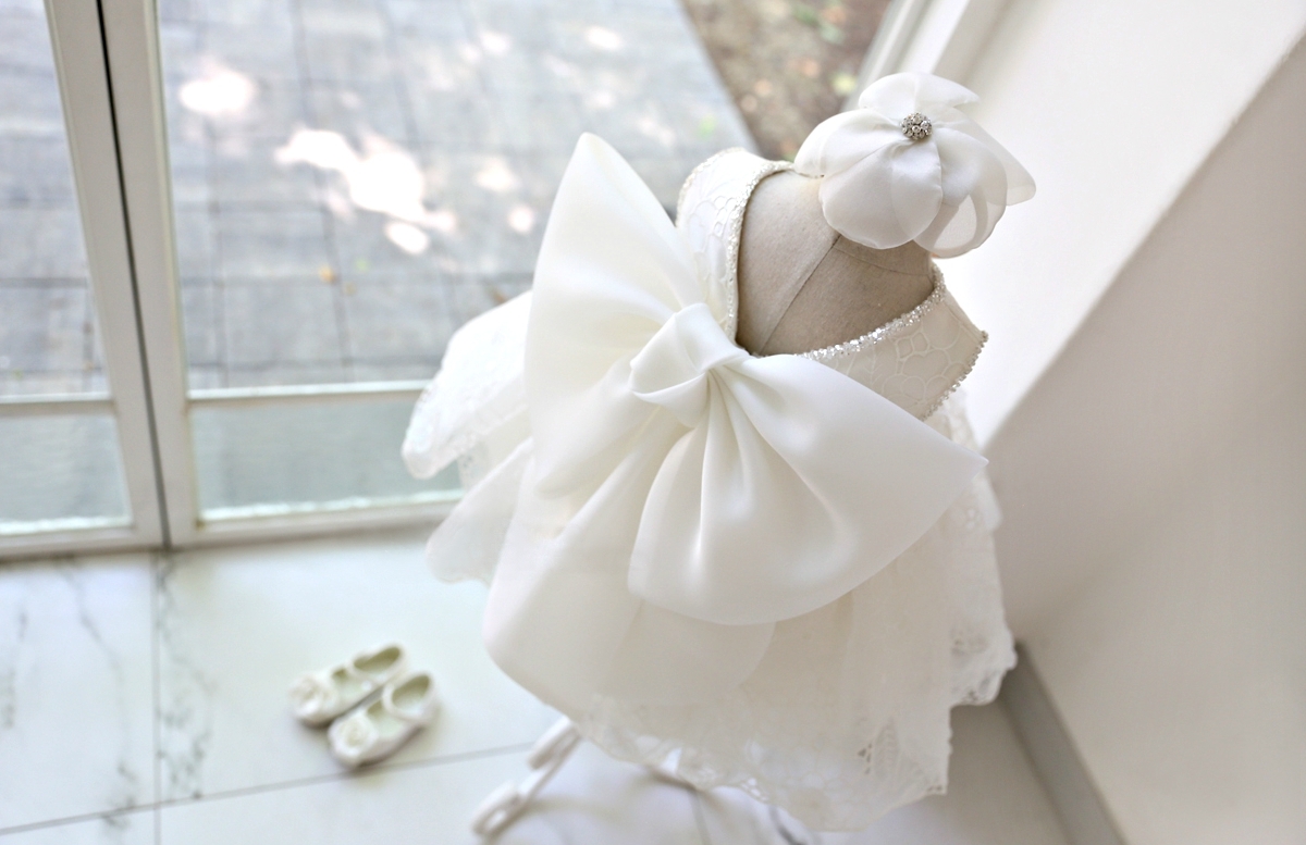 Newborn-10m Flower Girl Dress, Big Bow Flower Girl Dress, Beaded Flower Girl Dress, White Flower Girl Dress, White Lace Girl Dress, White